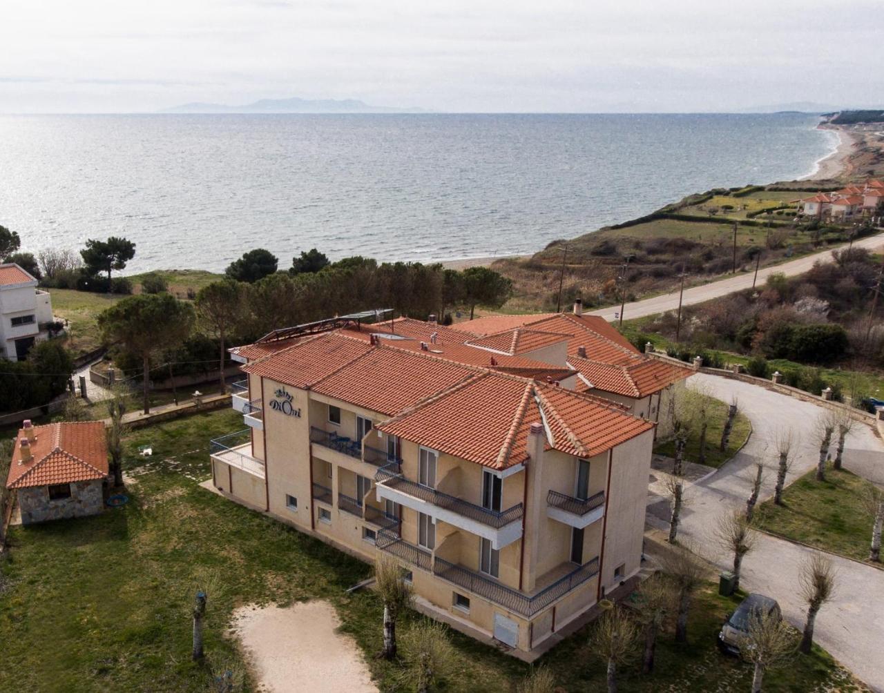 Hotel Dioni Marónia Bagian luar foto